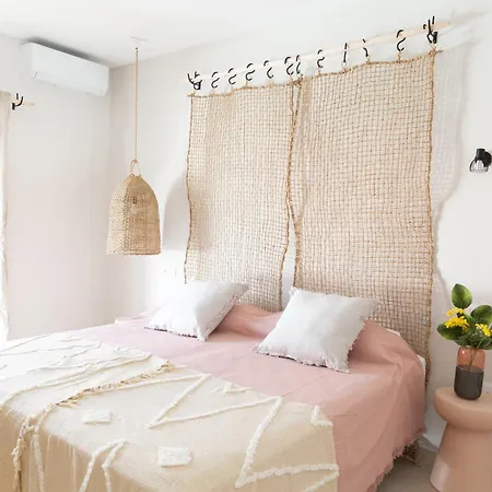 Ereza White Homes Вилла