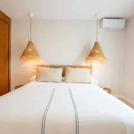 Ereza White Homes ヴィラ *