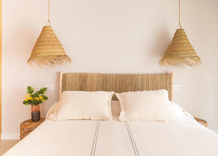 Villa Ereza White Homes *